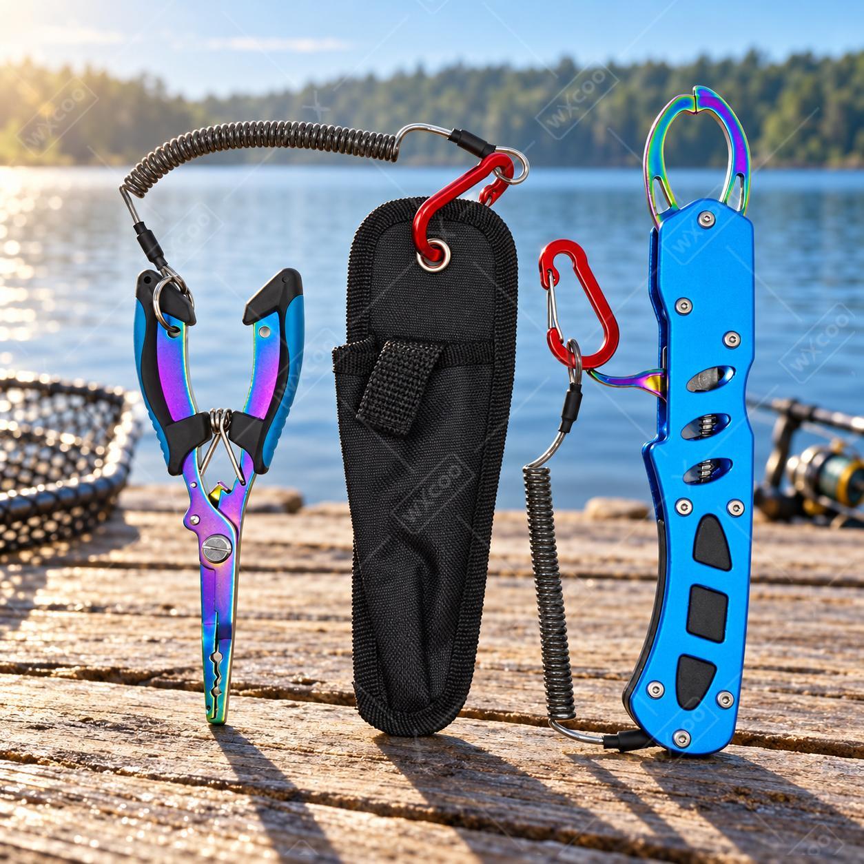 Saltwater Line - คีมตกปลาทะเลเคลือบไทเทเนียมสีน้ำเงิน 16 ซม. พร้อมที่ถอดเบ็ด ที่ตัดสาย ที่เปิดห่วง